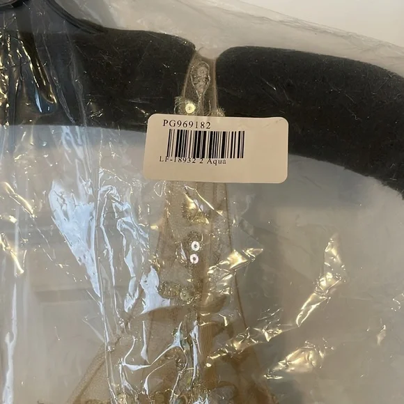 Prom dress - Picture 9 of 11